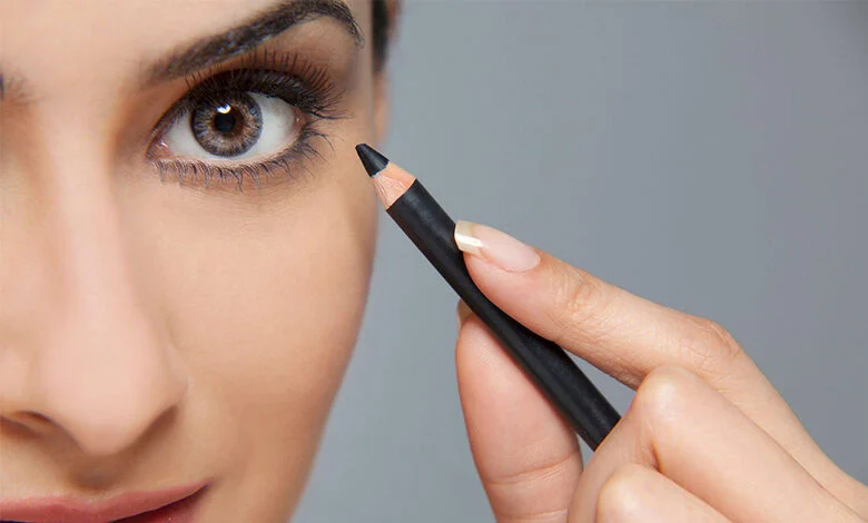 فواید خط چشم چیست؟ هر آنچه لازم است بدانید